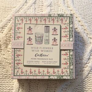 Cath Kidston Wild Flowers Candle & Spray Set - Pink and Green